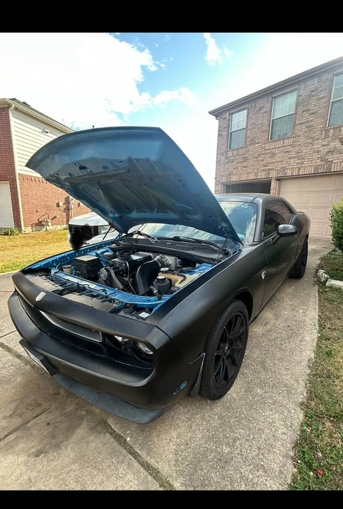 2014 Dodge Challenger SRT Hellcat 3rd Gen - Image 2 of 3