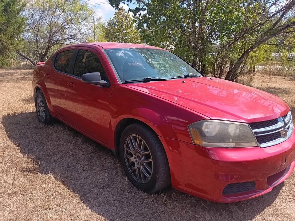 2014 Dodge Avenger Sedan - Image 4 of 9