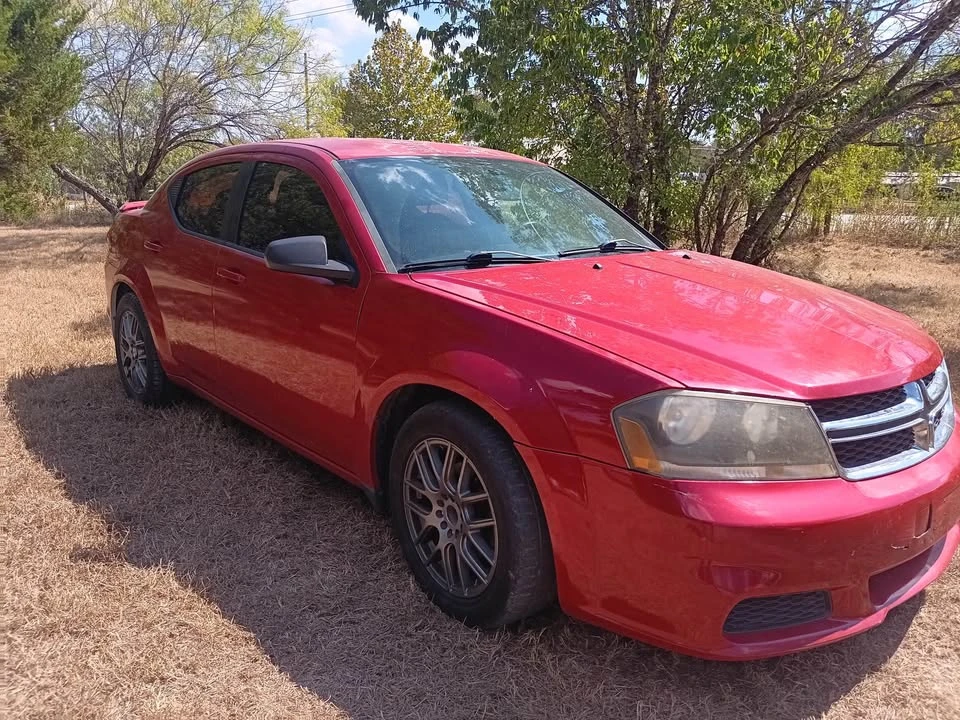 2014 Dodge Avenger Sedan - Image 2 of 8