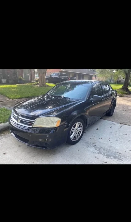 2014 Dodge Avenger Sedan - Image 2 of 4
