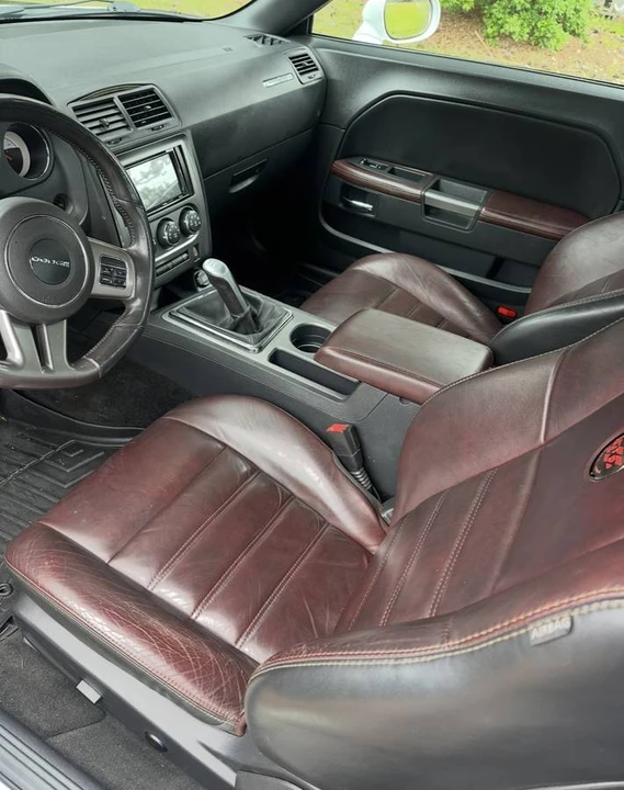 2014 Dodge Challenger 3rd Gen - Image 6 of 7