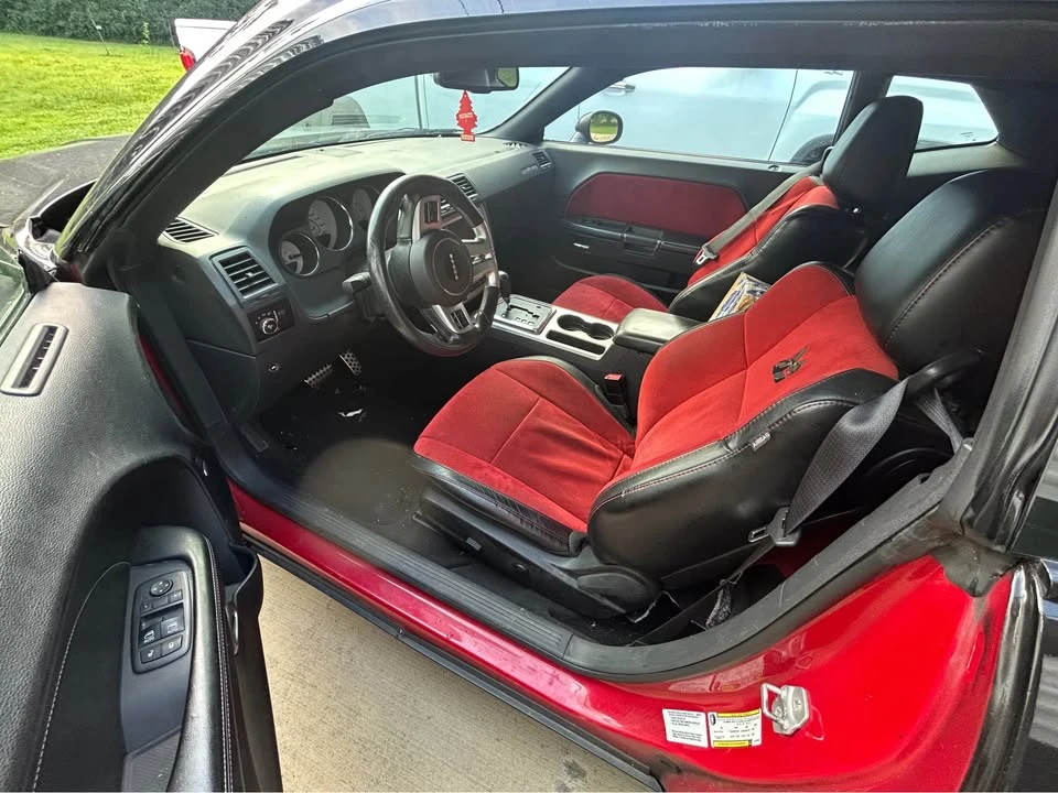 2014 Dodge Challenger SRT8 & 392 3rd Gen - Image 3 of 10
