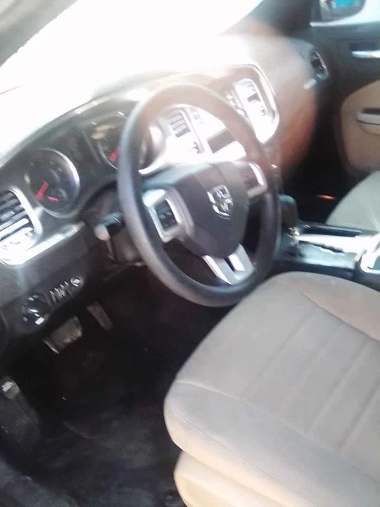 2014 Dodge Charger 7th Gen - Image 4 of 5