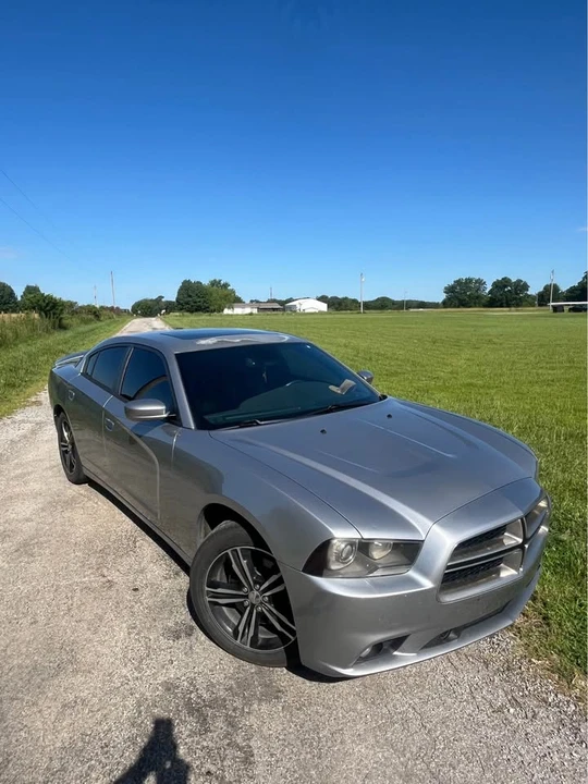 2014 Dodge Charger 7th Gen - Image 2 of 9