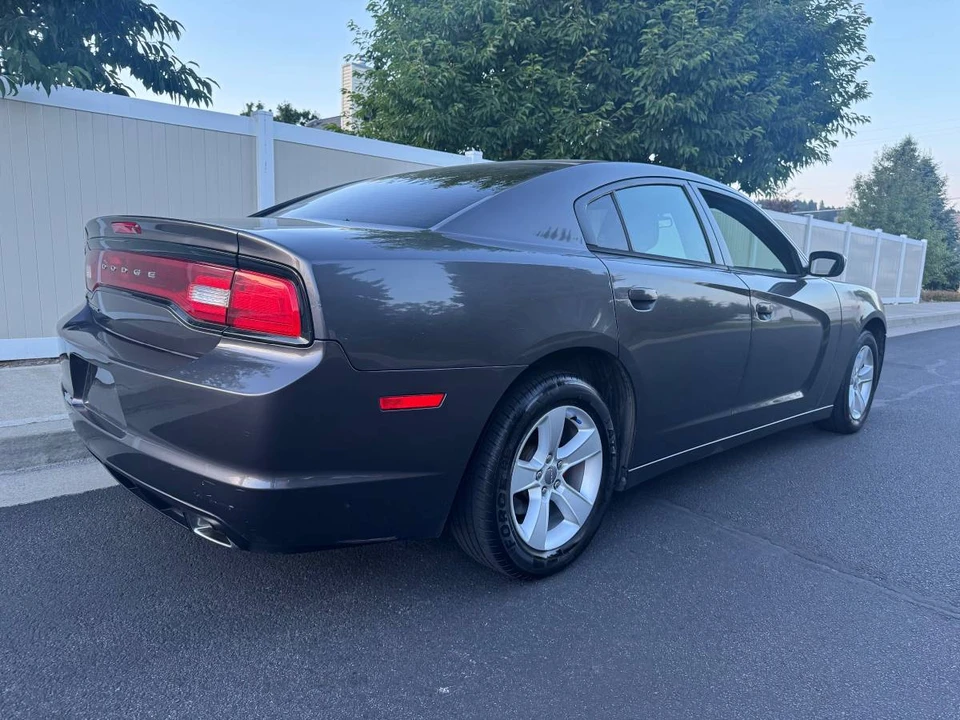 2014 Dodge Charger 7th Gen - Image 6 of 10