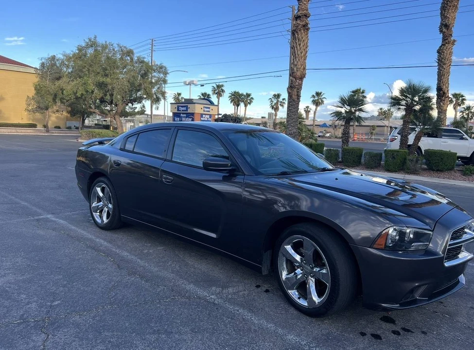 2014 Dodge Charger 7th Gen - Image 3 of 5