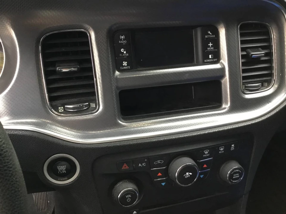 2015 Dodge Charger 7th Gen - Image 8 of 12