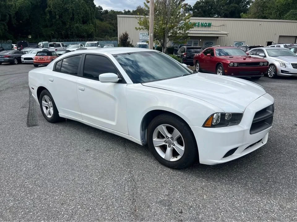 2014 Dodge Charger 7th Gen - Image 3 of 9