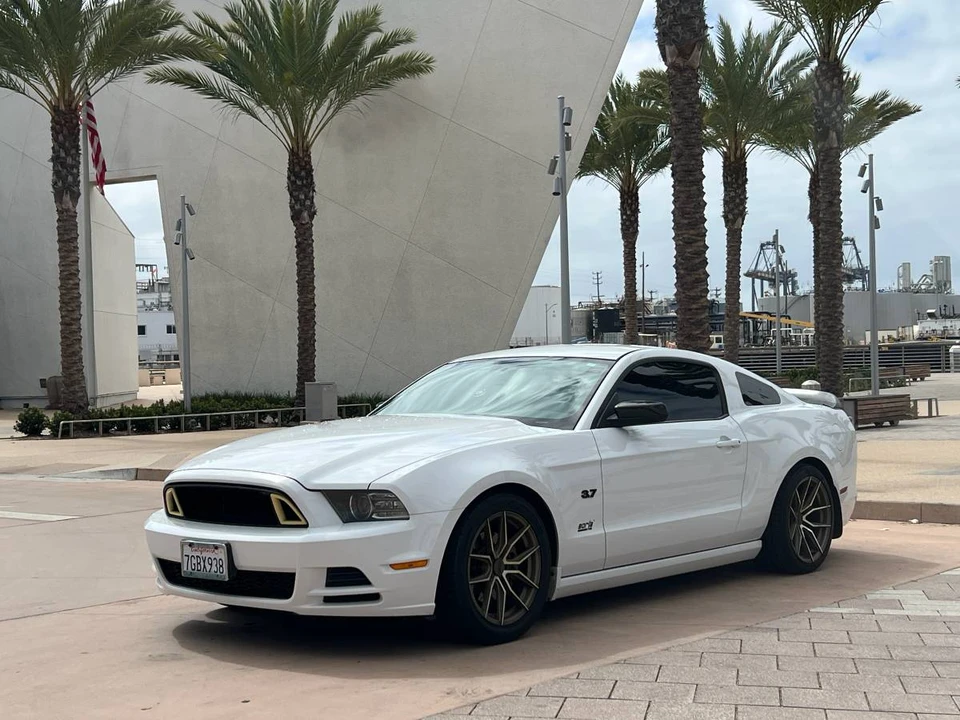 2014 Ford S197 Mustang - Image 3 of 14