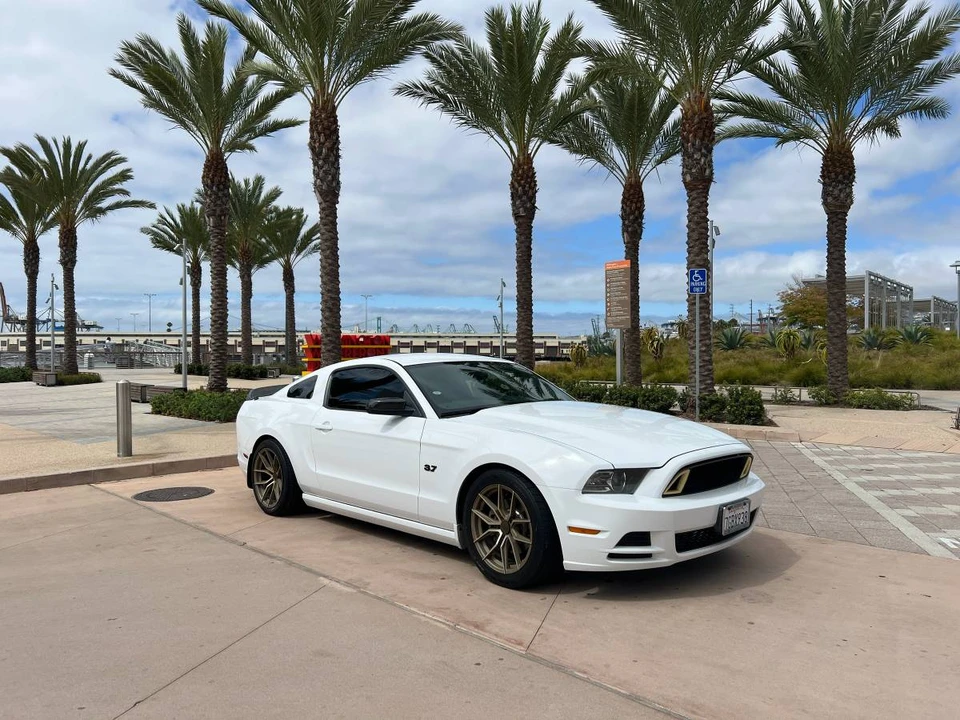 2014 Ford S197 Mustang - Image 4 of 14