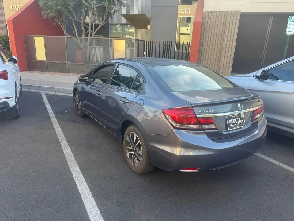 2014 Honda Civic 9th Gen - Image 2 of 7