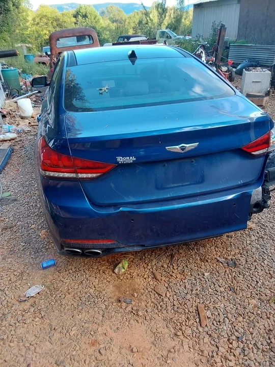 2014 Hyundai Genesis - Image 3 of 6