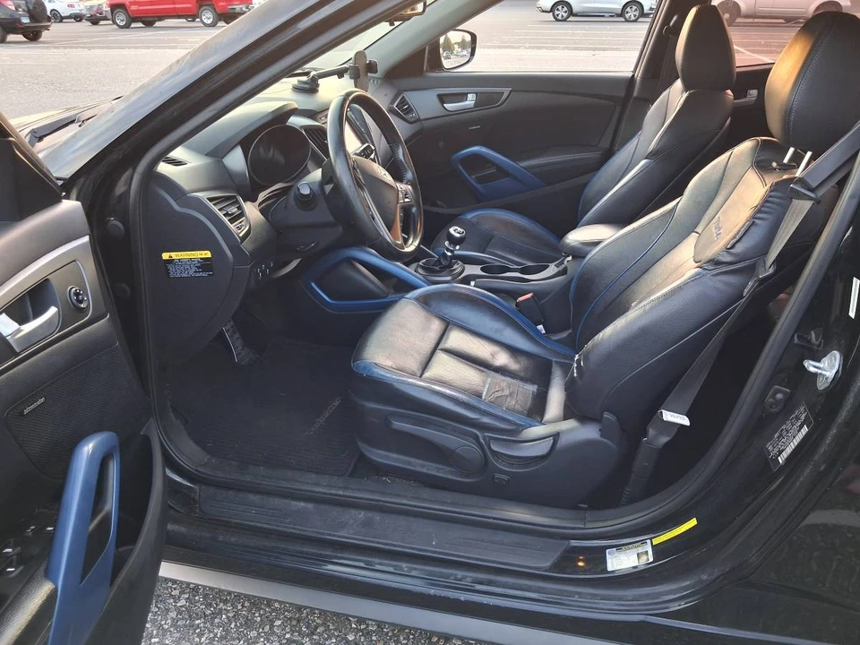 2014 Hyundai Veloster - Image 7 of 8