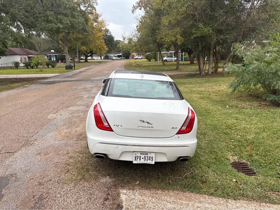 2014 Jaguar X351 XJ - Image 10 of 10