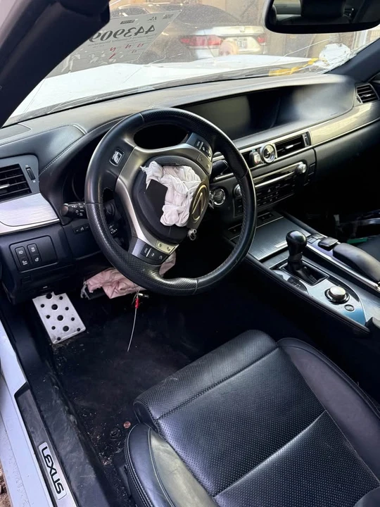 2014 Lexus GS 4th Gen - Image 3 of 8