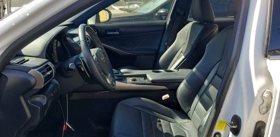 2014 Lexus IS 3rd Gen - Image 5 of 9