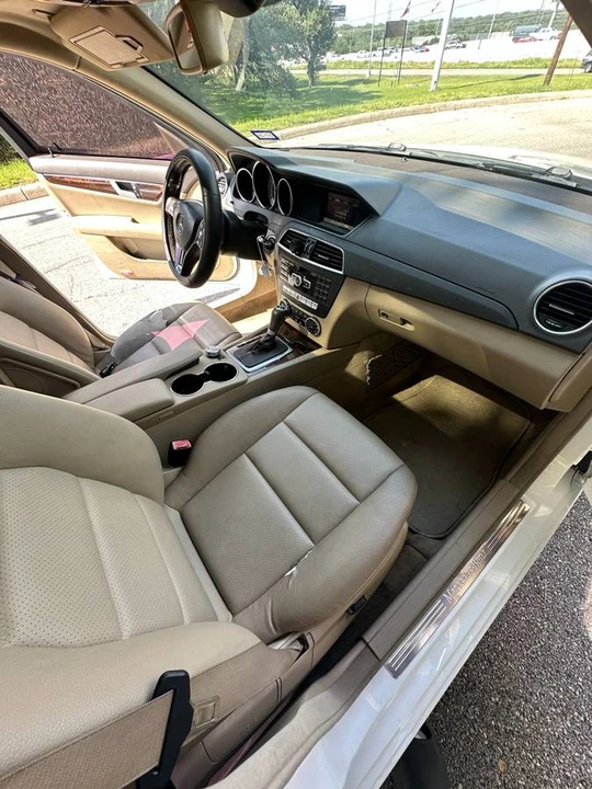 2014 Mercedes-Benz W204 C-Class - Image 7 of 10