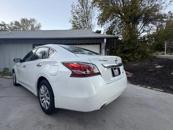 2014 Nissan Altima 5th Gen - Image 4 of 9
