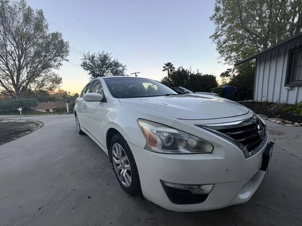 2014 Nissan Altima 5th Gen - Image 3 of 9