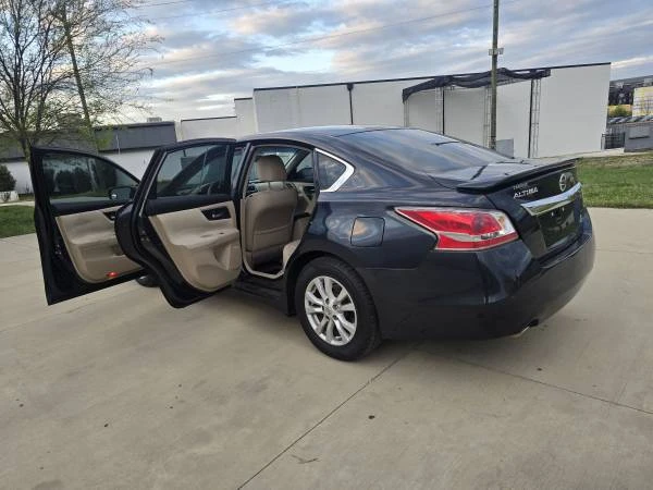2014 Nissan Altima 5th Gen - Image 15 of 20