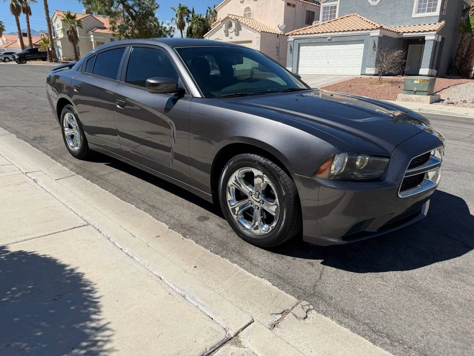 2014 Dodge Charger 7th Gen - Image 3 of 15
