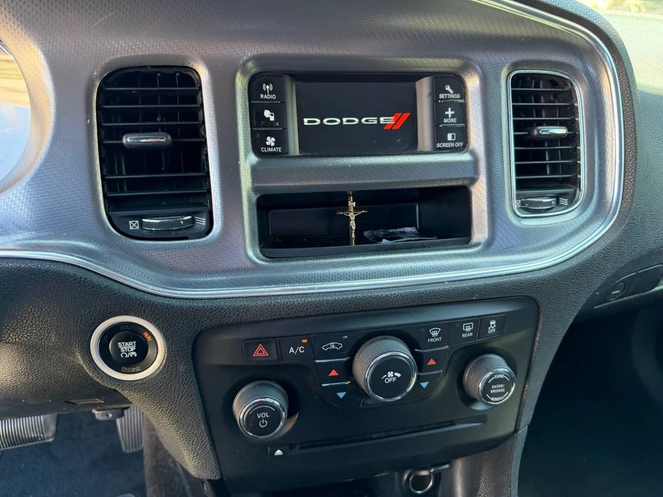 2014 Dodge Charger 7th Gen - Image 6 of 15