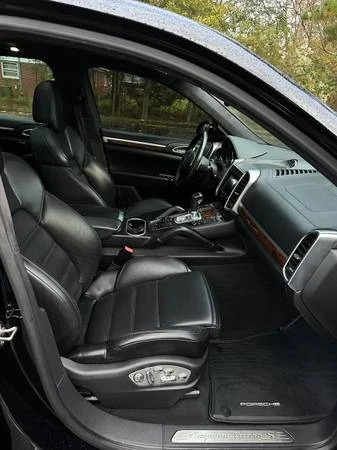 2014 Porsche 958 Cayenne Turbo - Image 10 of 19