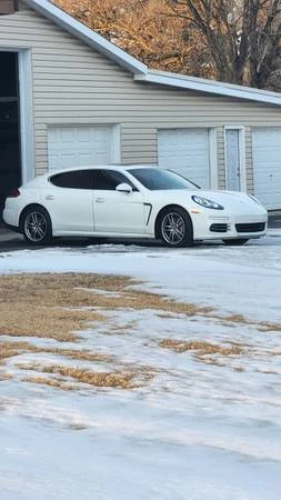 2014 Porsche 970 Panamera - Image 2 of 21