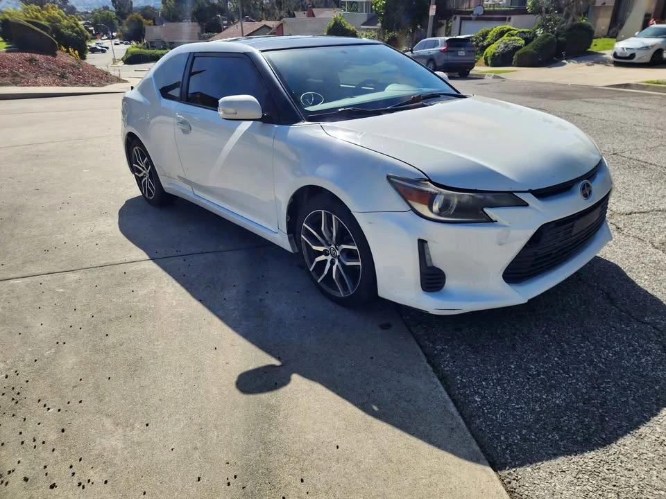 2014 Scion tC - Image 2 of 9