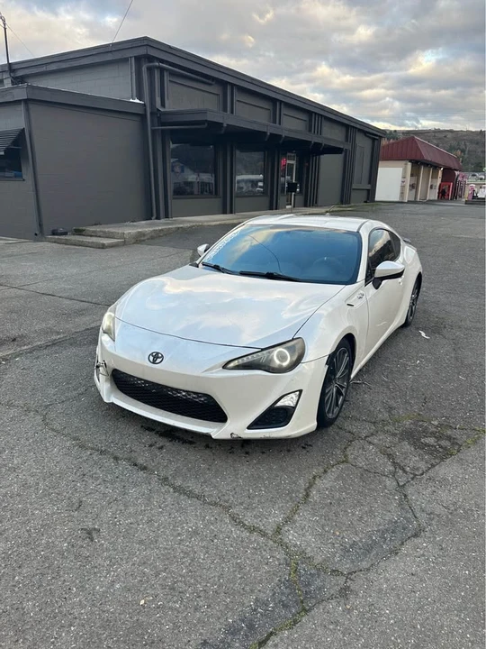 2014 Scion FR-S - Image 2 of 9