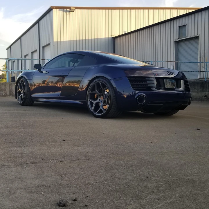 2014 Audi 42 R8 - Image 10 of 12