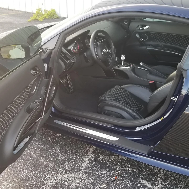 2014 Audi 42 R8 - Image 9 of 12