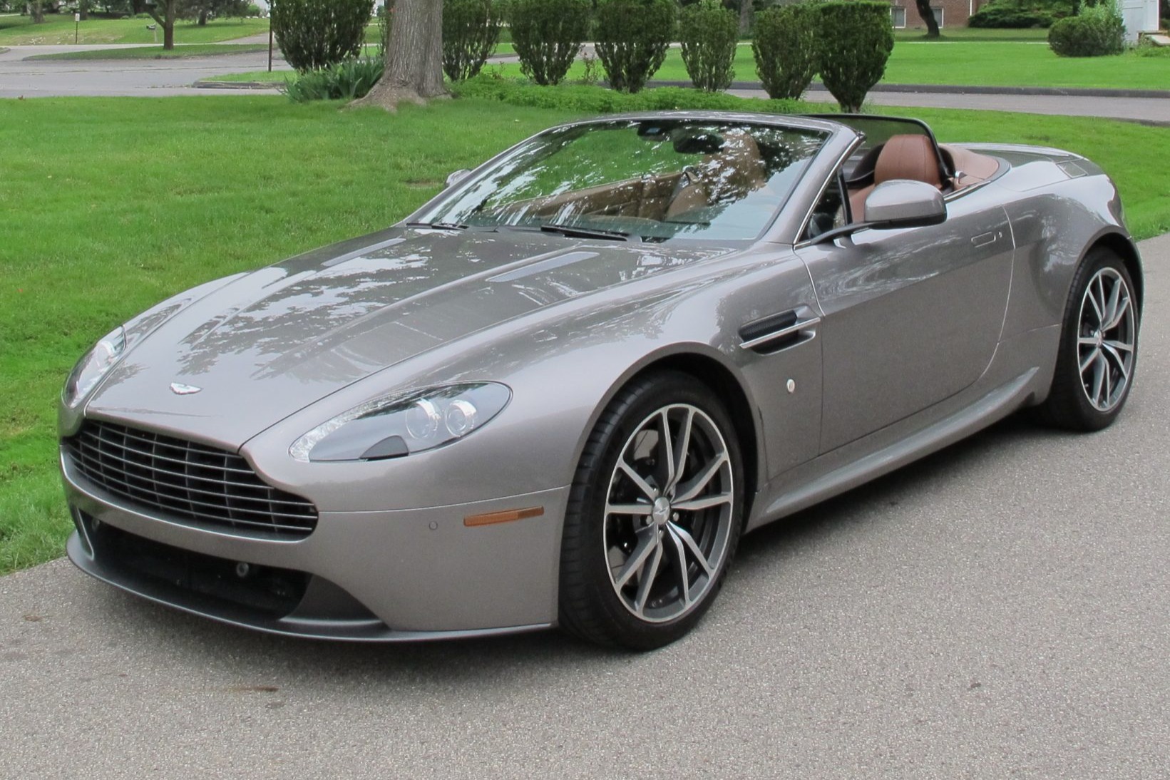 16k-Mile 2014 Aston Martin V8 Vantage Roadster 6-Speed
