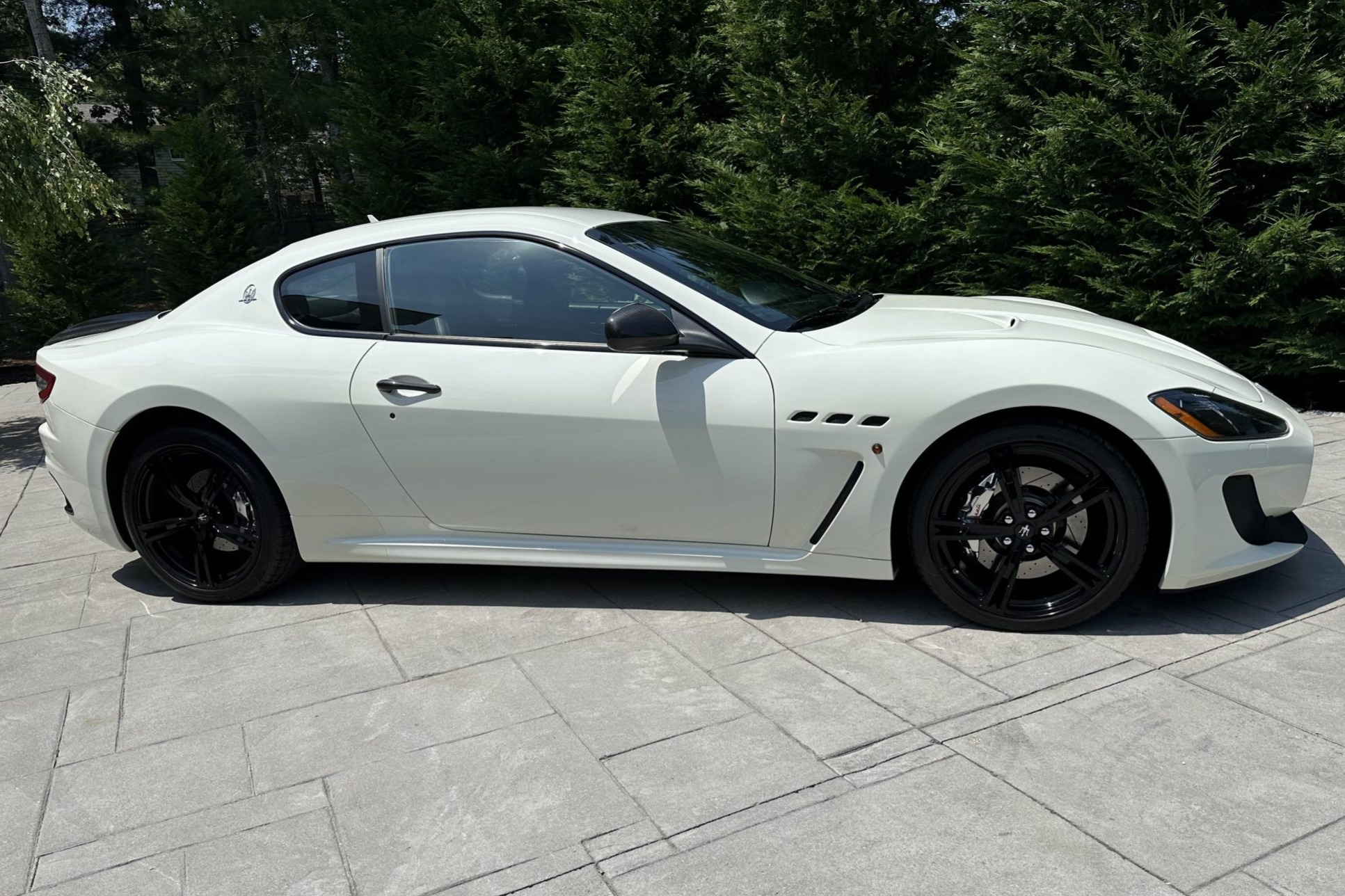 13k-Mile 2014 Maserati GranTurismo MC Sport Line