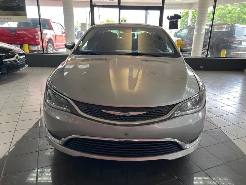2015 Chrysler 200 - Image 3 of 4