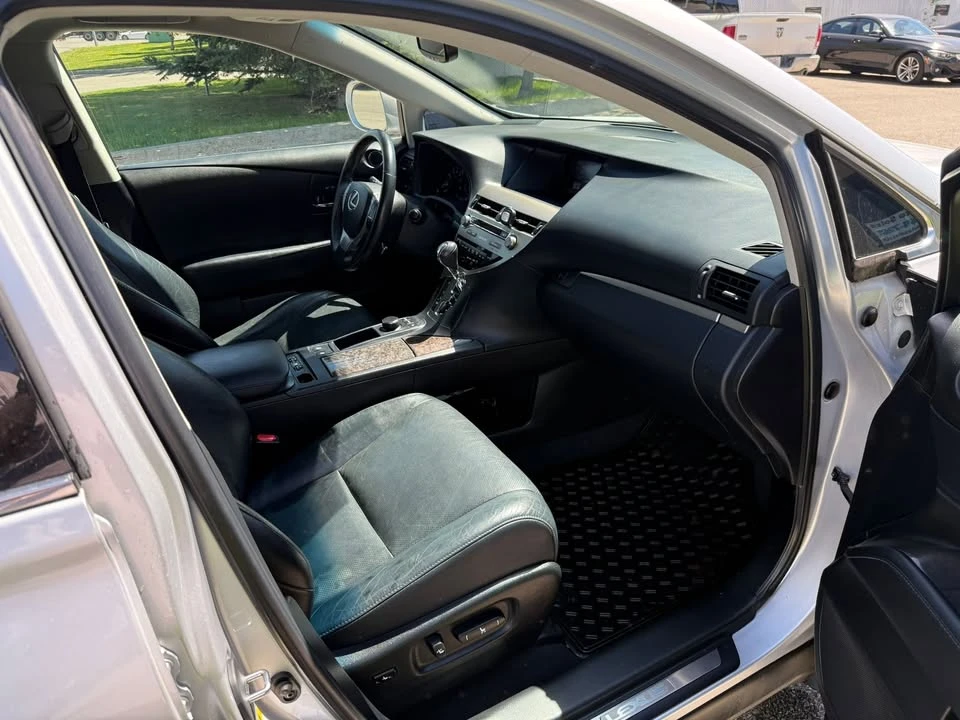 2015 Lexus RX 3rd Gen - Image 2 of 18