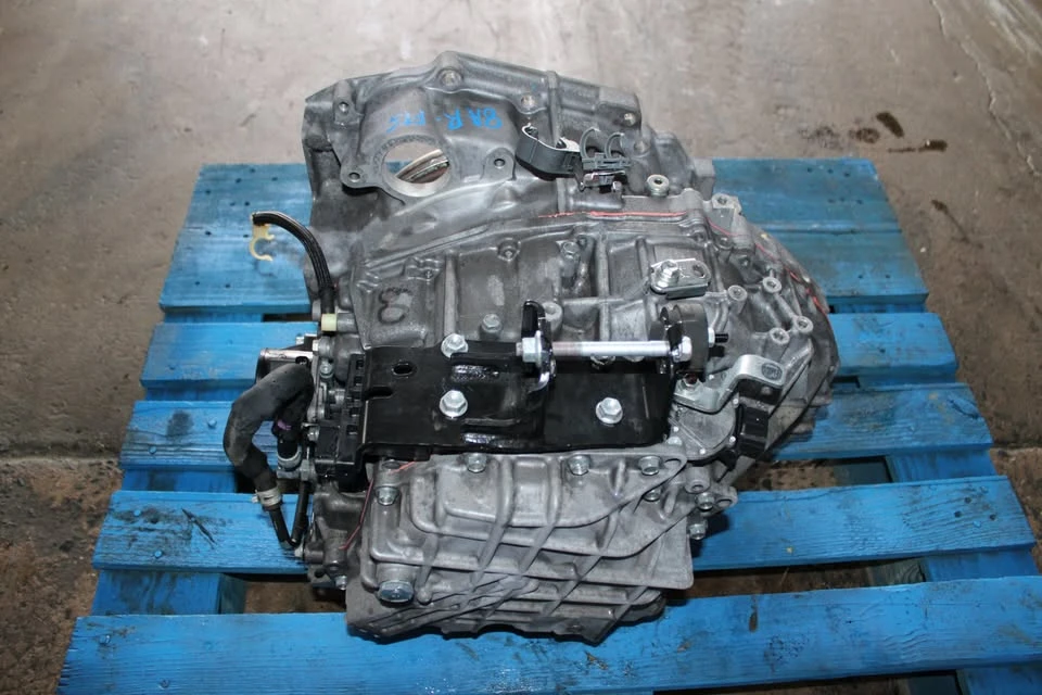2015 Parts & Memorabilia Gearboxes - Image 5 of 9