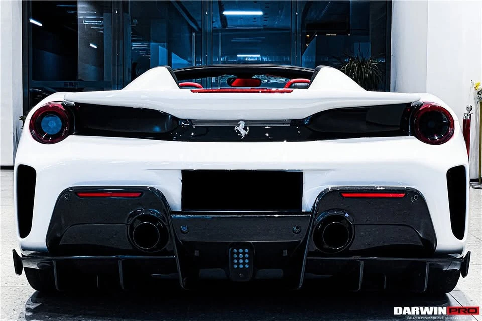 2015 Ferrari 488 - Image 4 of 10