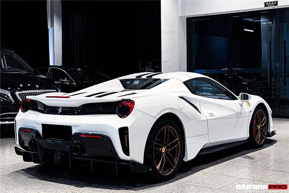 2015 Ferrari 488 - Image 3 of 10