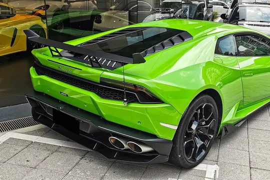 Lamborghini Huracan LP610 Carbon Fiber Rear Diffuser