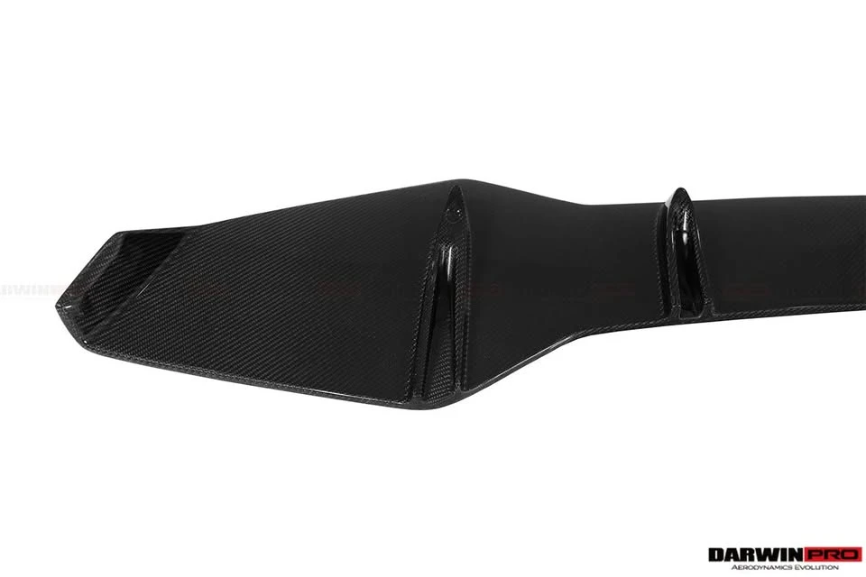 2015 Parts & Memorabilia Bodywork - Image 5 of 5
