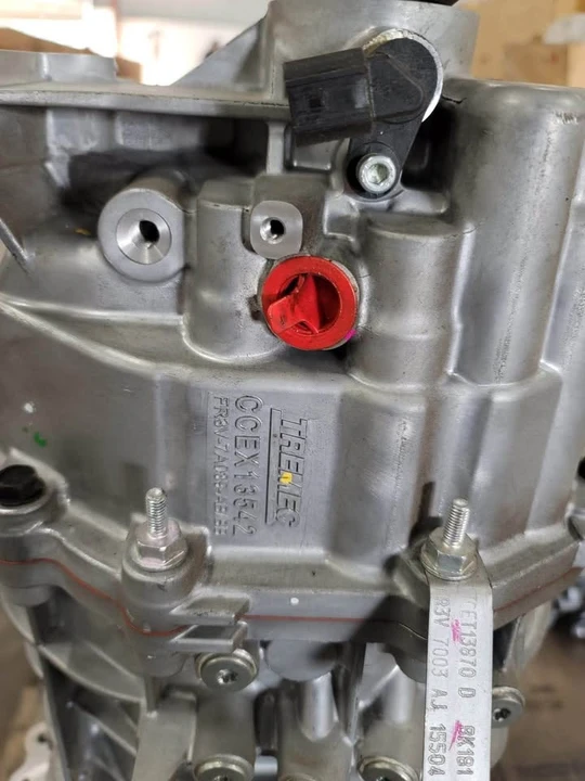 2015 Parts & Memorabilia Gearboxes - Image 2 of 3