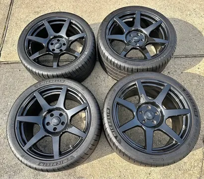 SVE Mustang Shelby GT350 Wheel and Tire Set