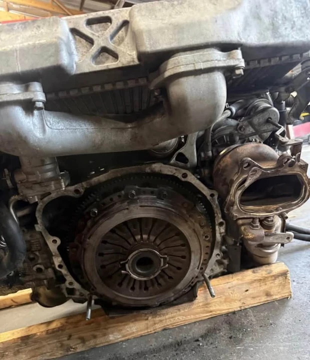 2015 Parts & Memorabilia Engines - Image 2 of 5