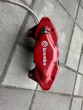 Subaru WRX/STi Brembo Brakes with DBA Rotors