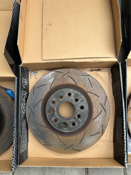 2015 Parts & Memorabilia Mechanical Components - Image 6 of 10