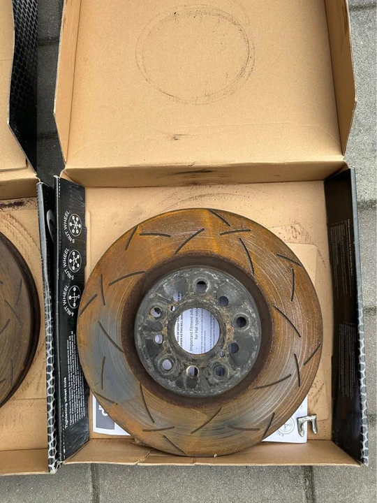 2015 Parts & Memorabilia Mechanical Components - Image 5 of 10