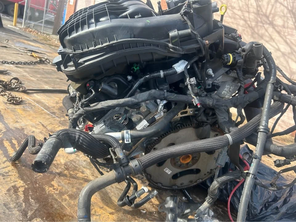 2015 Parts & Memorabilia Engines - Image 7 of 7