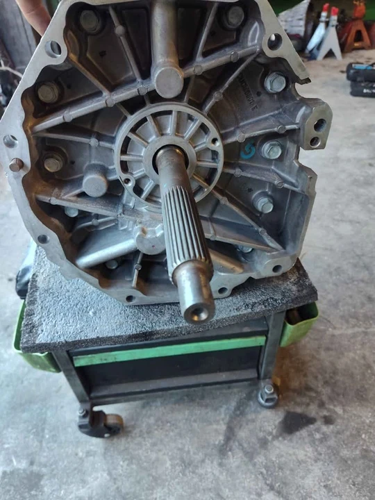 2015 Parts & Memorabilia Gearboxes - Image 6 of 6