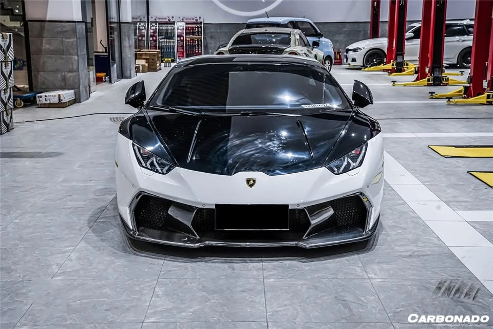 2015 Parts & Memorabilia Bodywork - Image 2 of 4